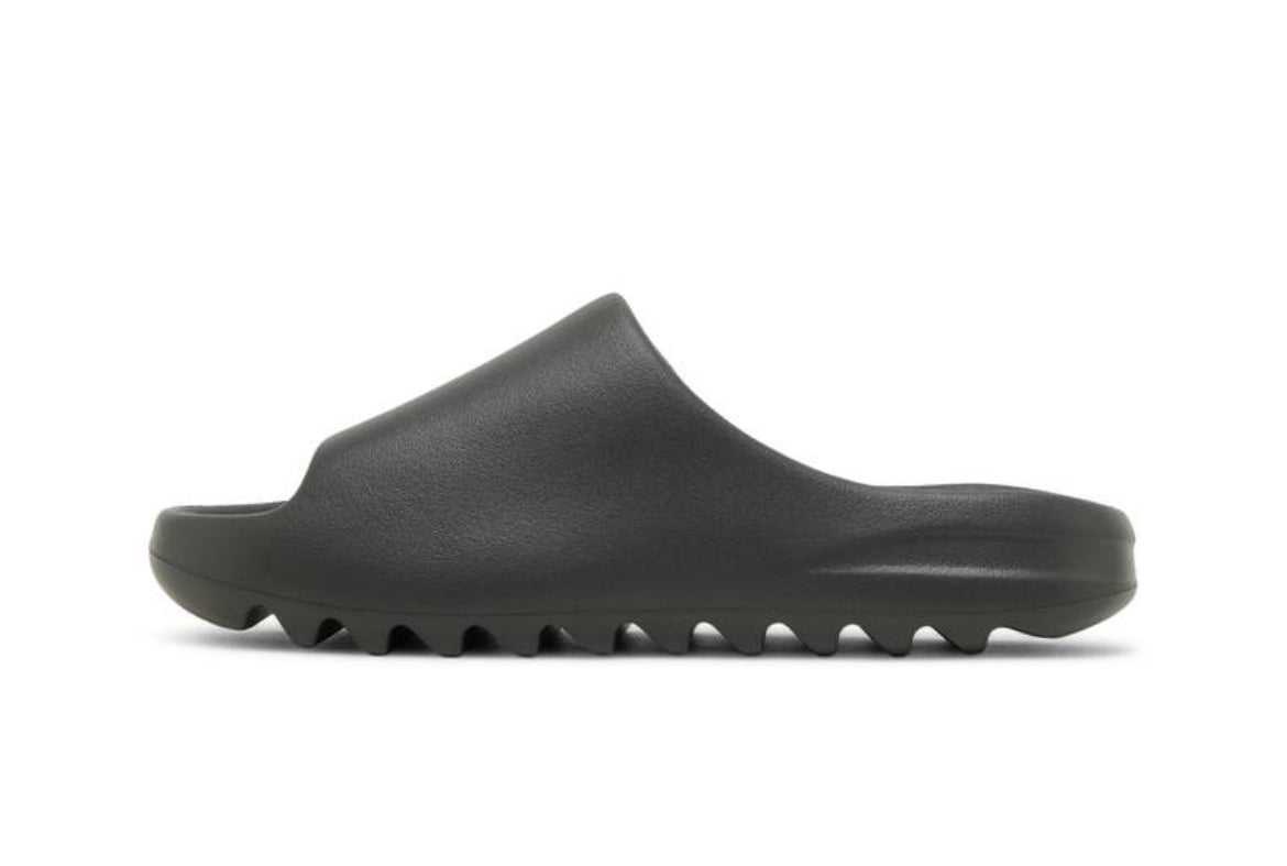 Yeezy Slide Dark Onyx