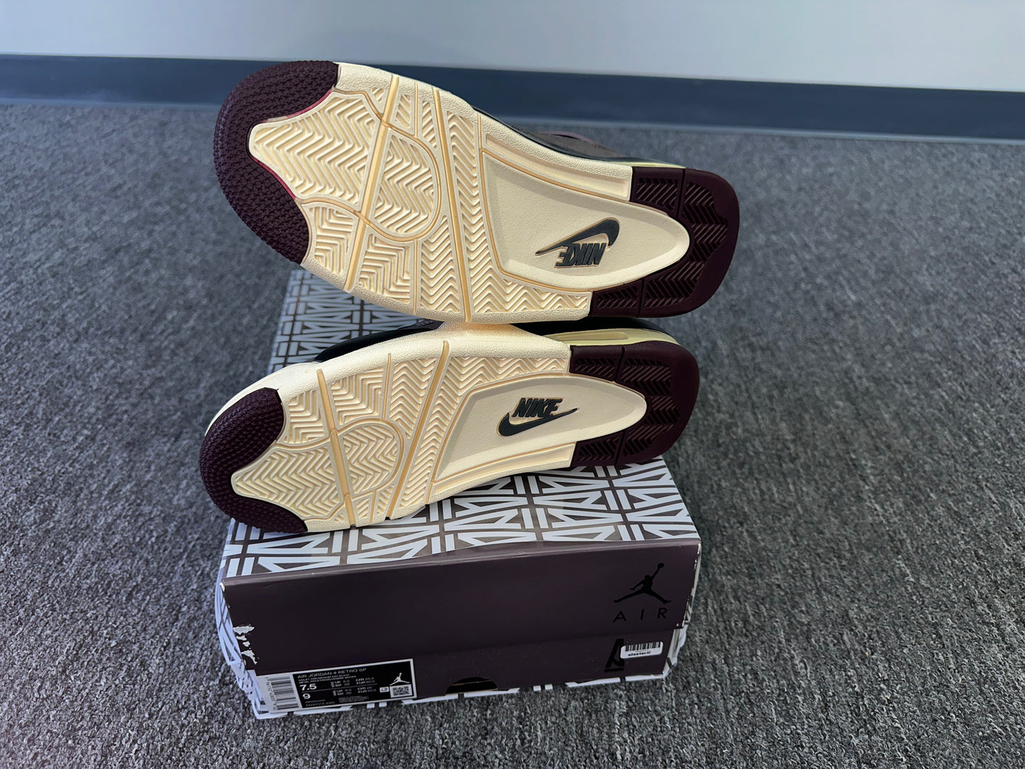 Jordan 4 x A Ma Maniere