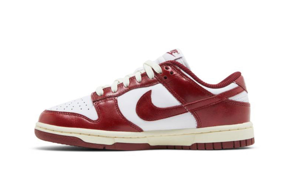 Dunk Low Vintage Team Red