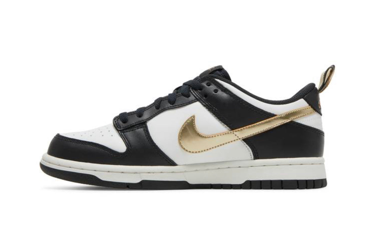 Dunk Low Black White Metallic