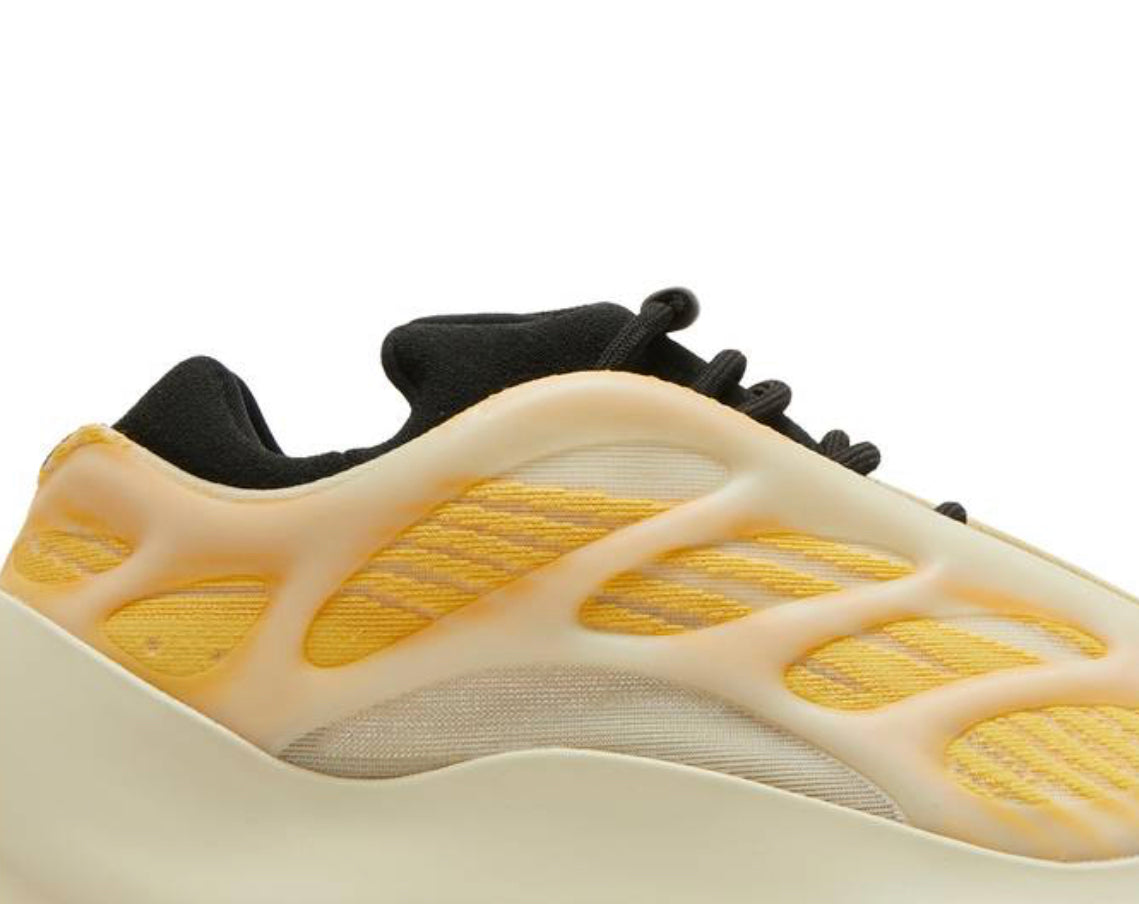 Adidas Yeezy 700 V3 Mono Cártamo