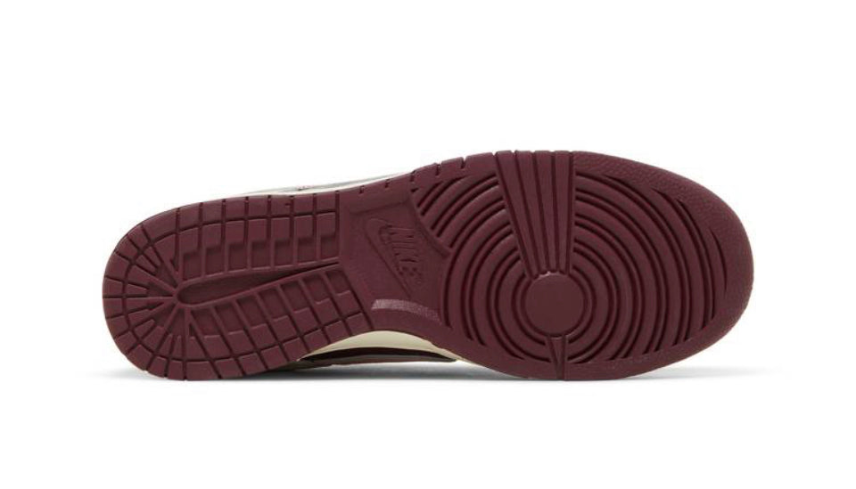 Dunk Low San Valentín 2023