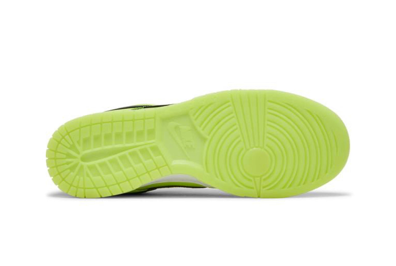 Dunk Low Splash Volt