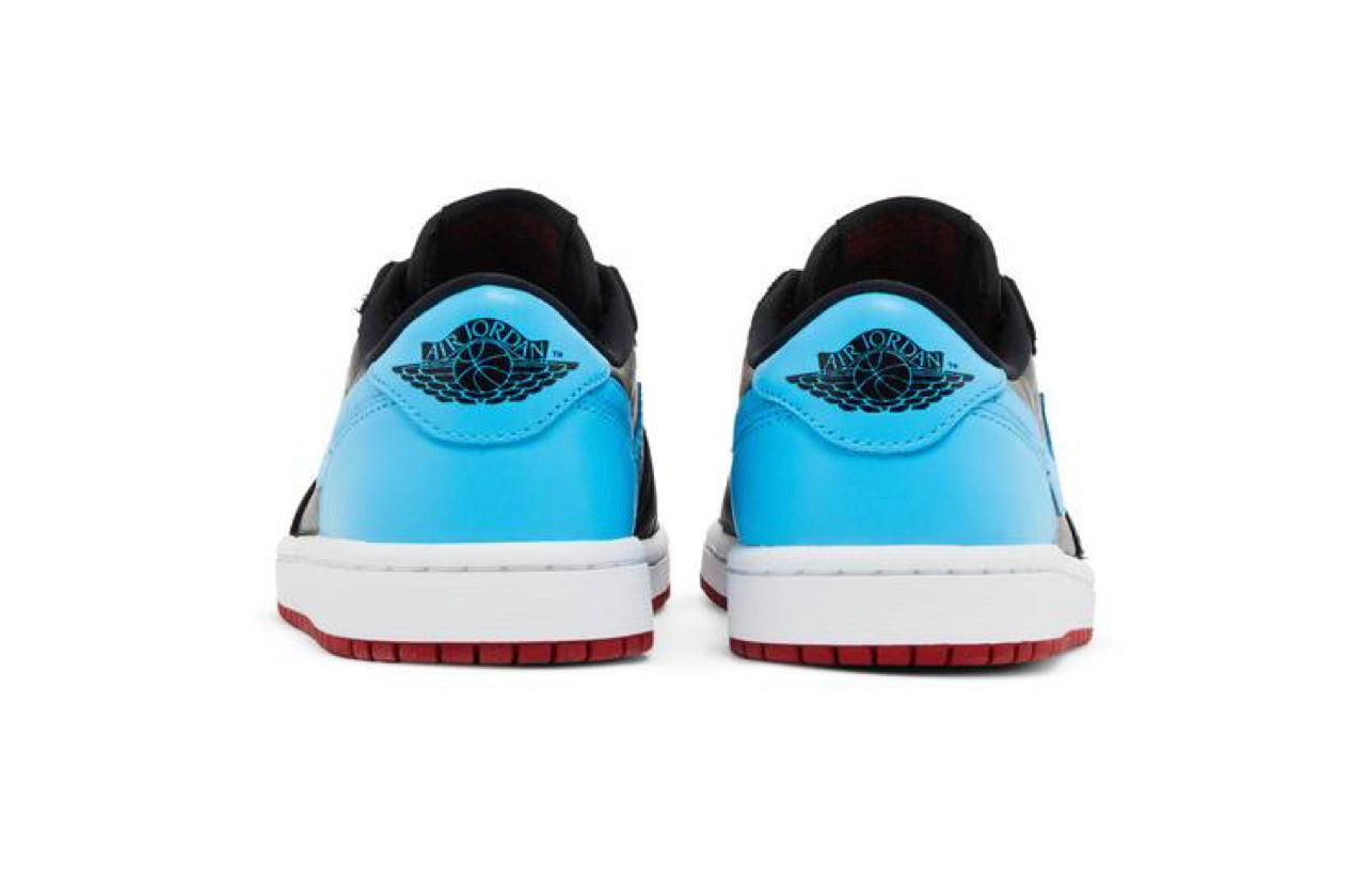 Jordan 1 Low NC a CHI (Mujeres)