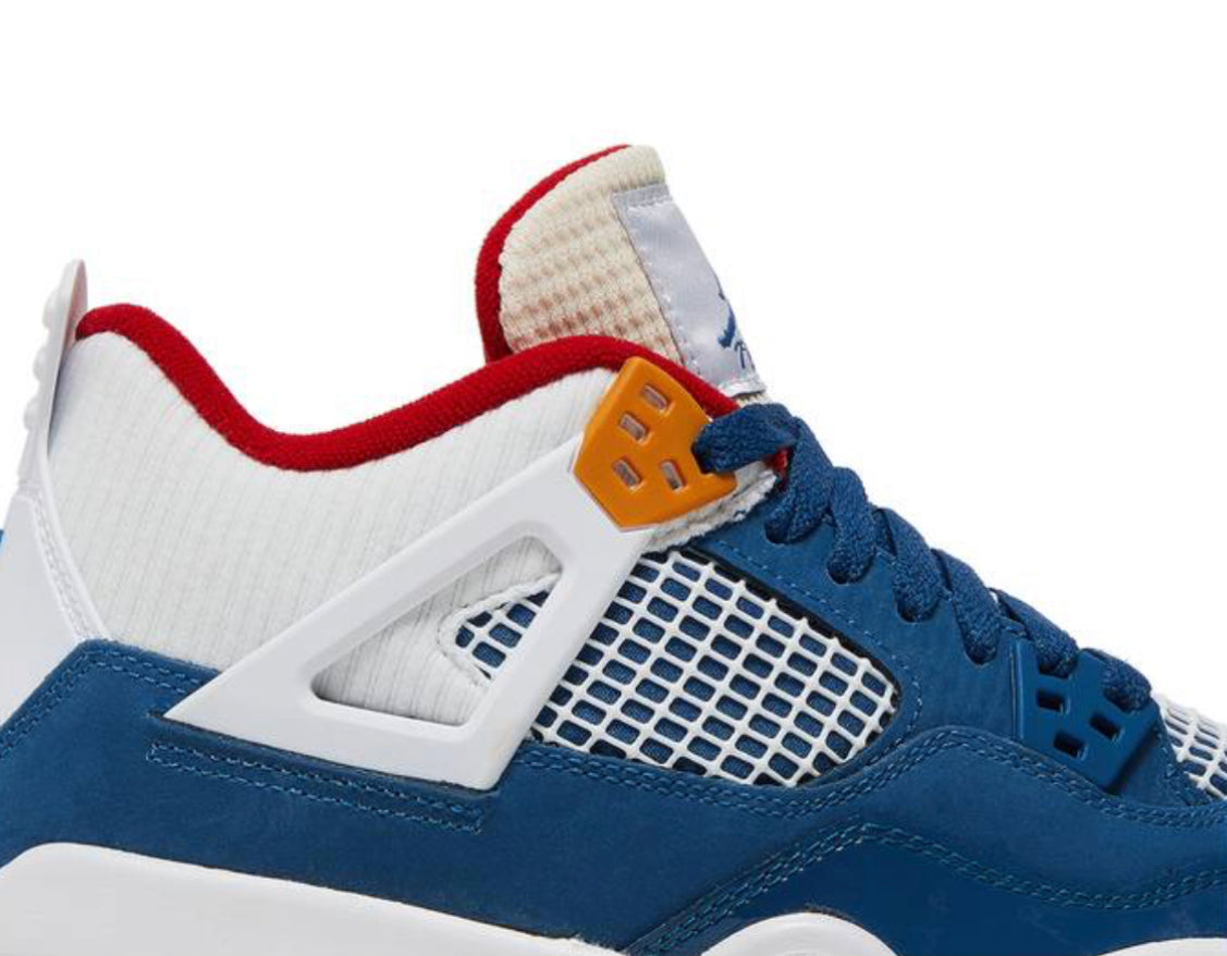 Jordan 4 habitación desordenada